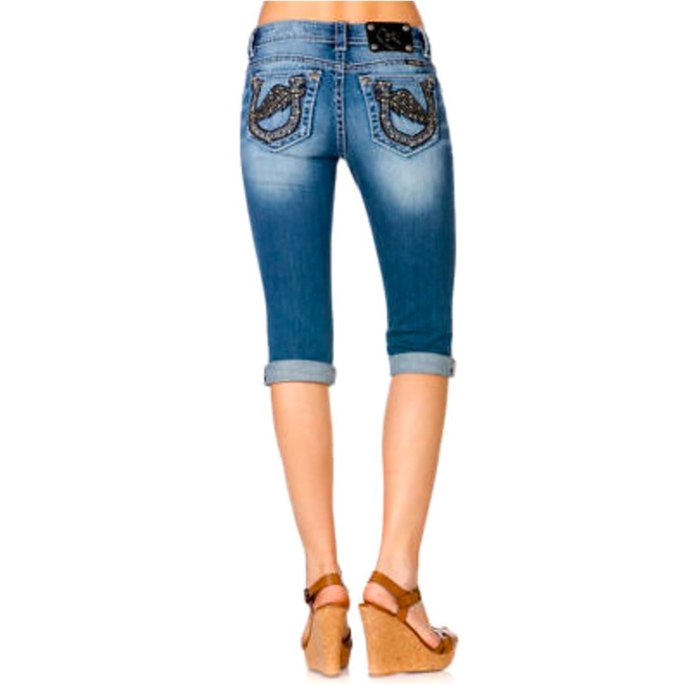 Miss Me ✧ Signature Capri Horseshoe Angel Wings